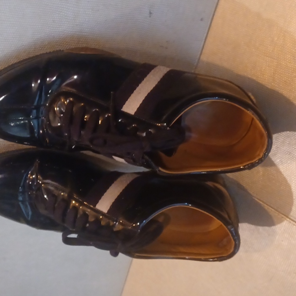 Bally Shoe